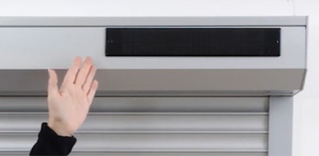 Les 5 avantages du volet roulant solaire Somfy RS100 Solar io